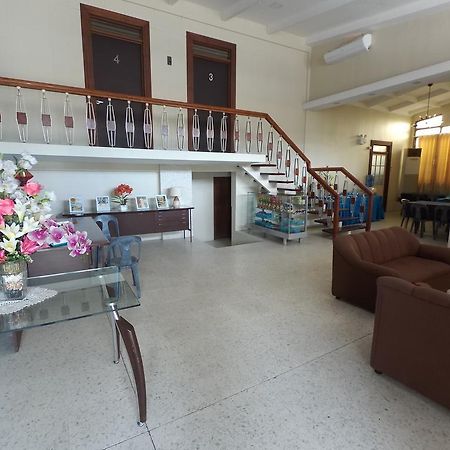 Residencia Marfel Hotel Tacloban Buitenkant foto