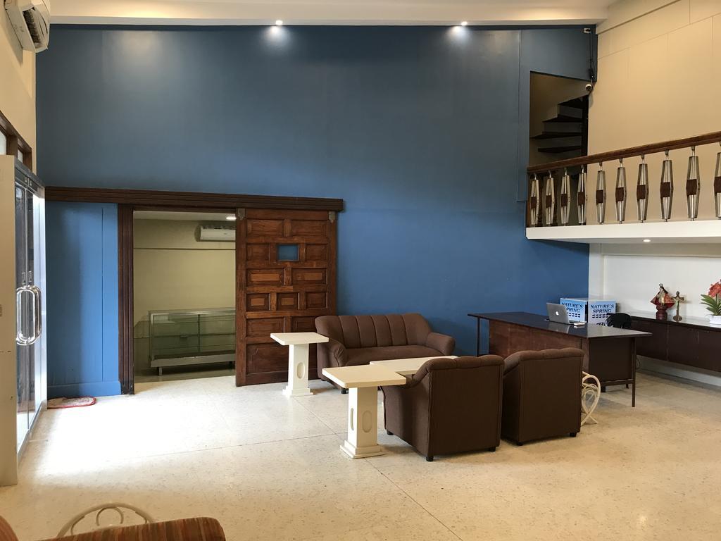 Residencia Marfel Hotel Tacloban Buitenkant foto