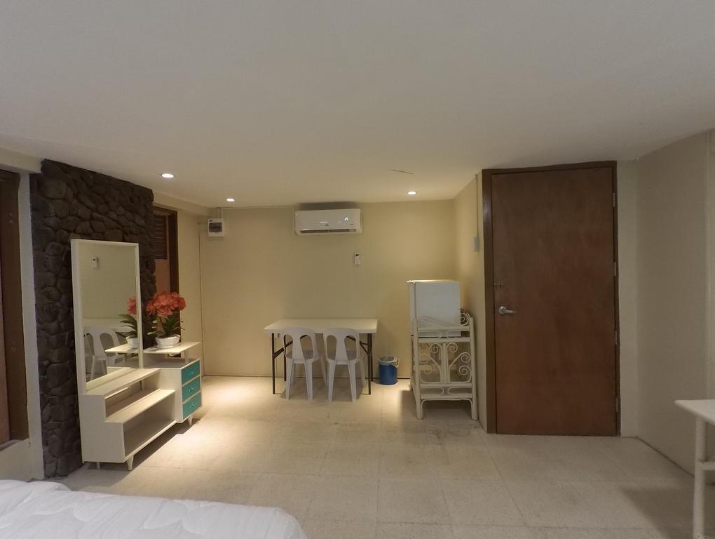 Residencia Marfel Hotel Tacloban Buitenkant foto