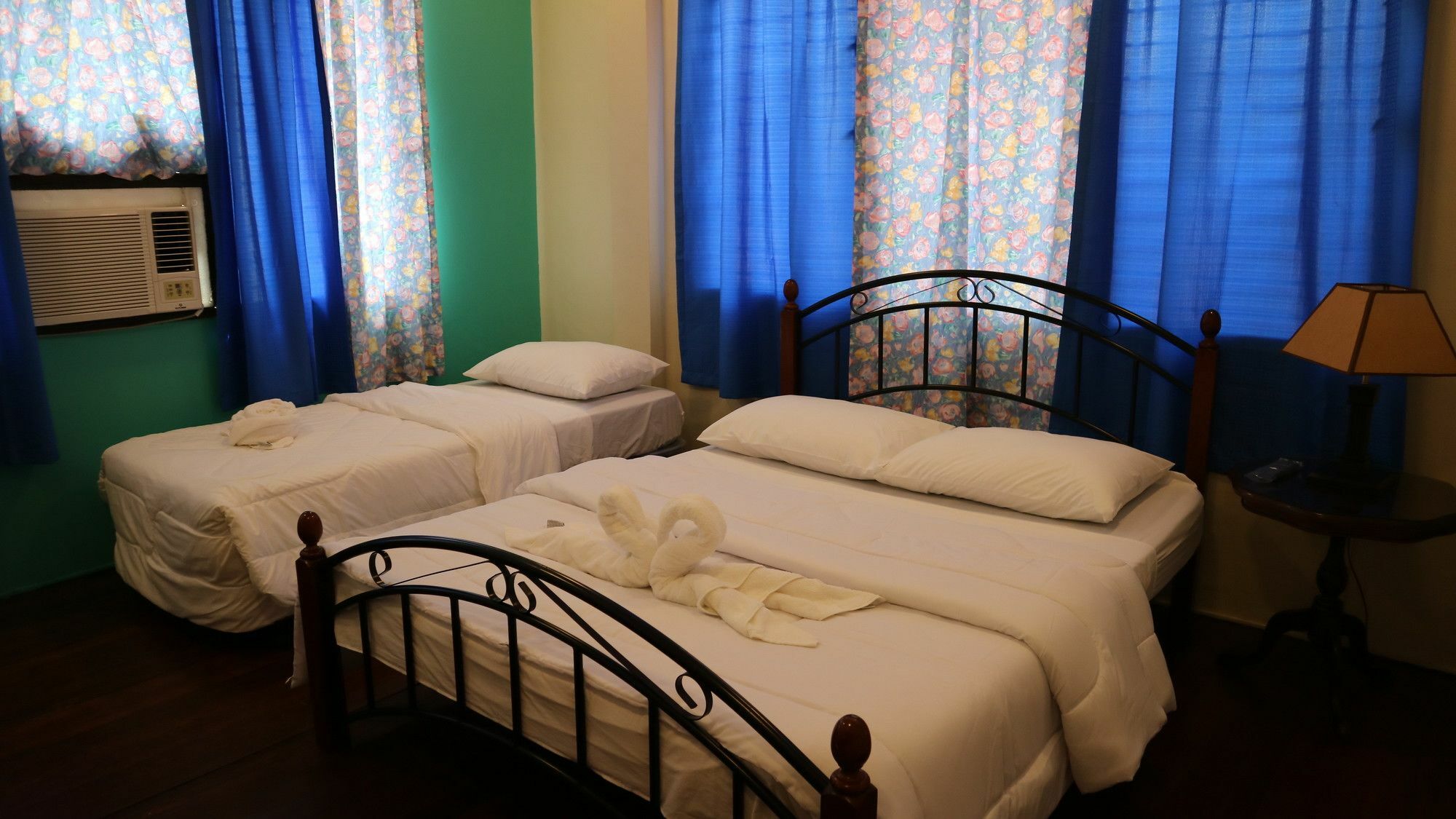 Residencia Marfel Hotel Tacloban Buitenkant foto