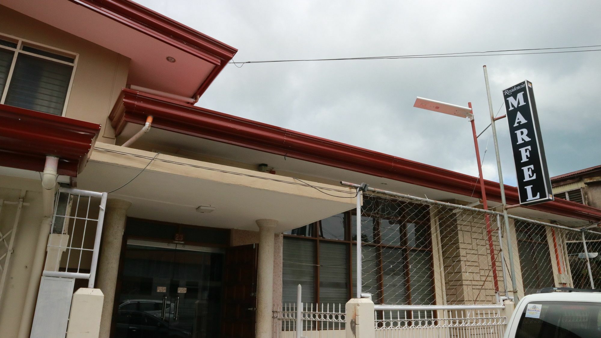 Residencia Marfel Hotel Tacloban Buitenkant foto